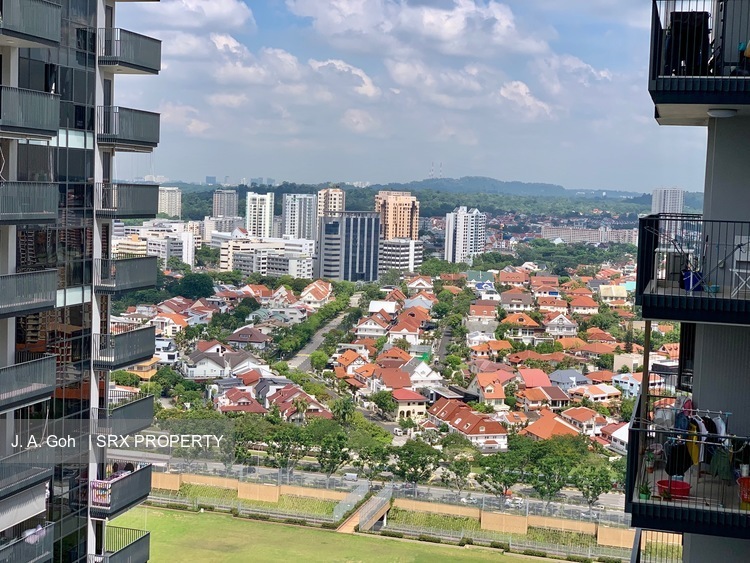 Sky Vue (D20), Condominium #201438442